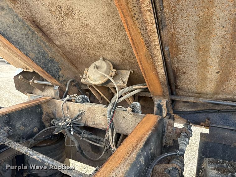 image for item EG5902 2012 Freightliner Business Class M2 dump truck