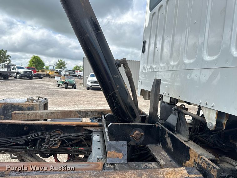 image for item EG5902 2012 Freightliner Business Class M2 dump truck