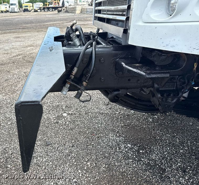 image for item EG5902 2012 Freightliner Business Class M2 dump truck