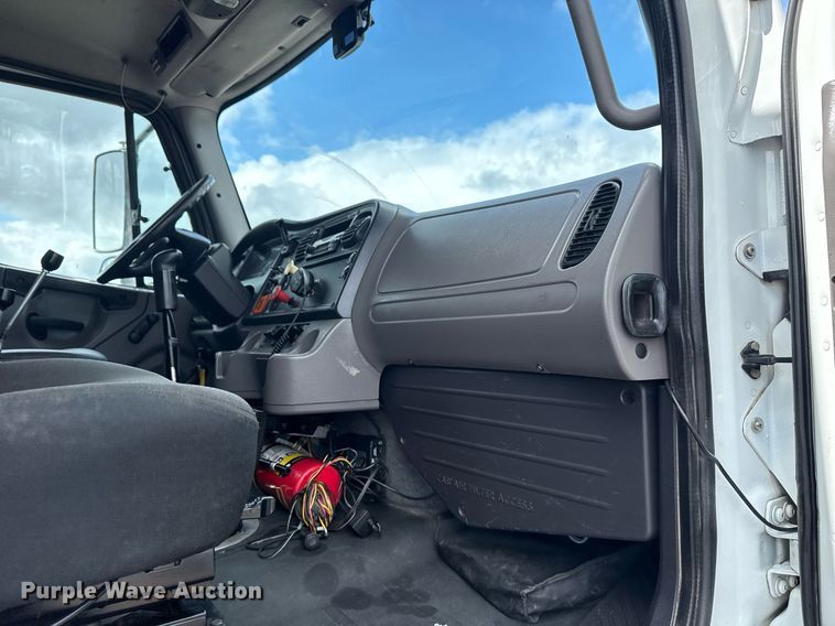 image for item EG5902 2012 Freightliner Business Class M2 dump truck