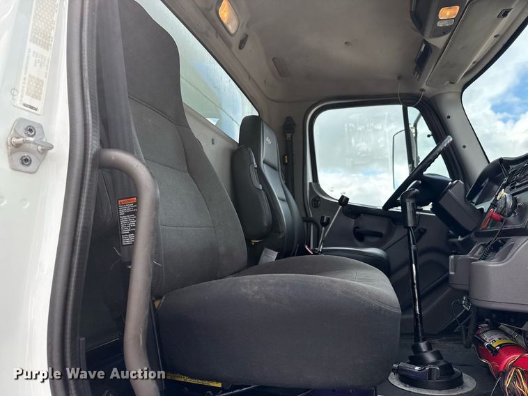 image for item EG5902 2012 Freightliner Business Class M2 dump truck