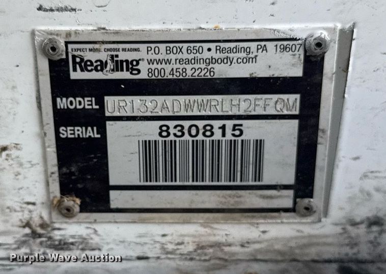 image for item EG5906 2016 Chevrolet Silverado 3500HD utility bed pickup truck