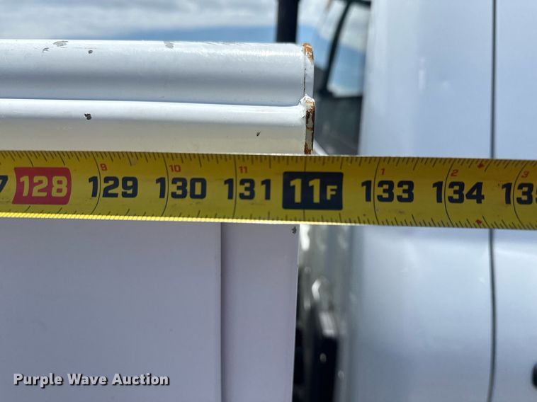 image for item EG5906 2016 Chevrolet Silverado 3500HD utility bed pickup truck