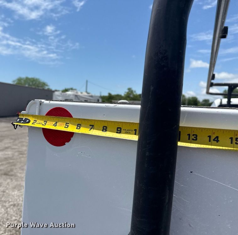 image for item EG5906 2016 Chevrolet Silverado 3500HD utility bed pickup truck