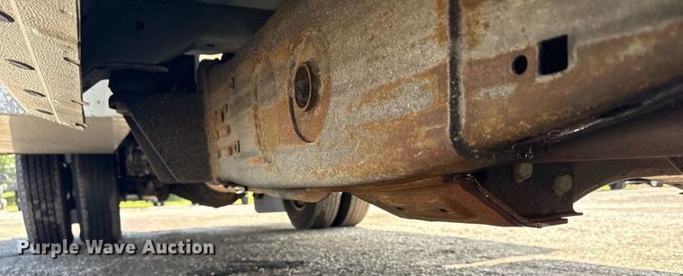 image for item EG5906 2016 Chevrolet Silverado 3500HD utility bed pickup truck