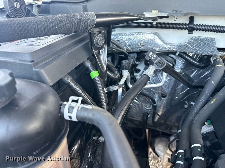 image for item EG5906 2016 Chevrolet Silverado 3500HD utility bed pickup truck