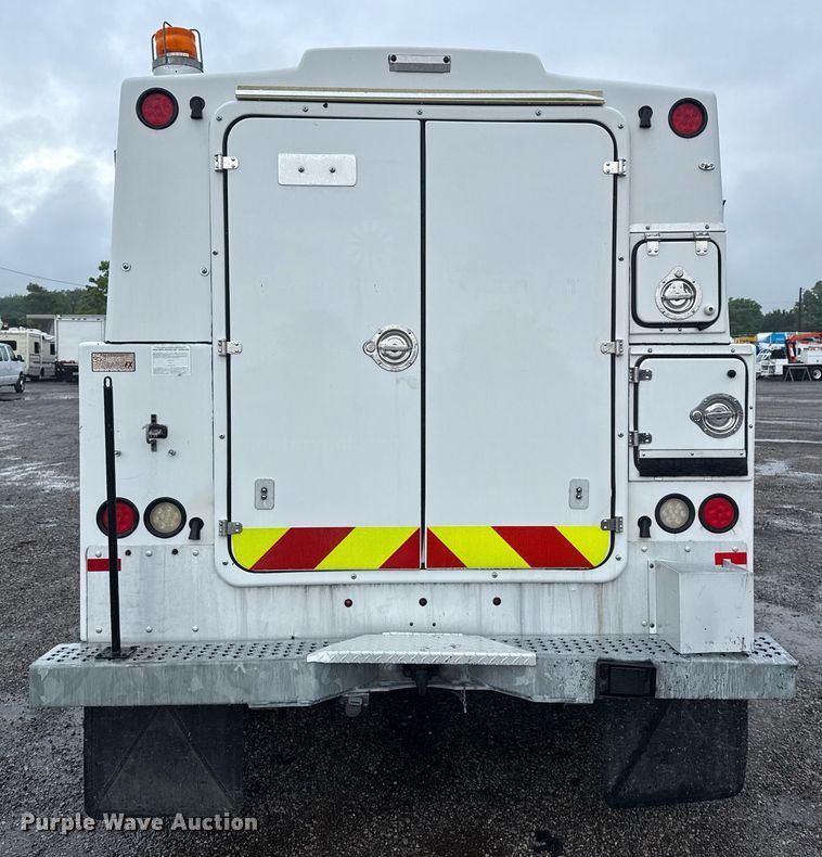 image for item EG5908 2012 Ford F450 Super Duty utility / service truck