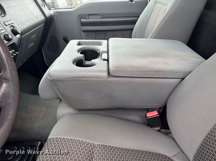 image for item EG5908 2012 Ford F450 Super Duty utility / service truck