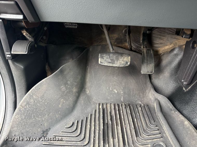 image for item EG5908 2012 Ford F450 Super Duty utility / service truck