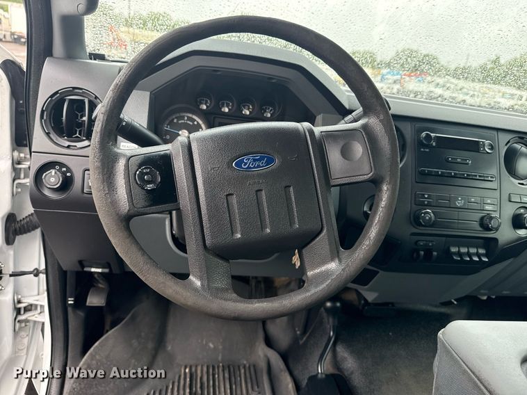 image for item EG5908 2012 Ford F450 Super Duty utility / service truck