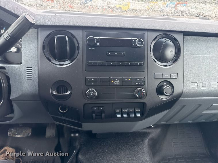 image for item EG5908 2012 Ford F450 Super Duty utility / service truck