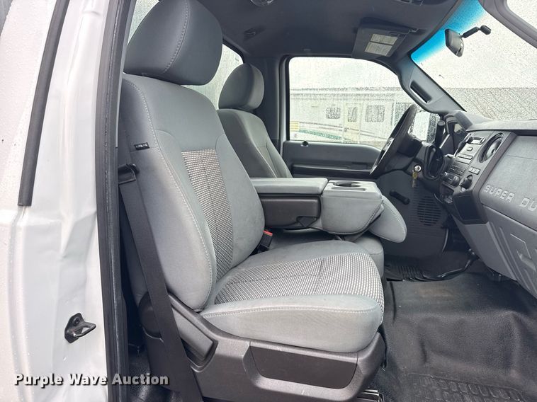 image for item EG5908 2012 Ford F450 Super Duty utility / service truck