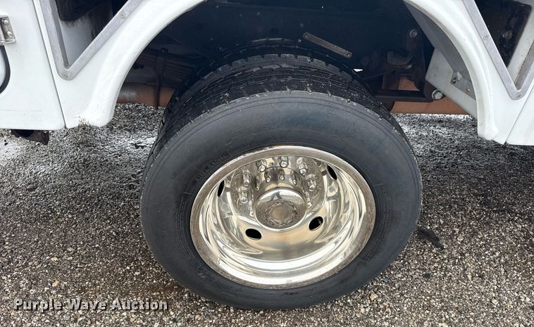 image for item EG5908 2012 Ford F450 Super Duty utility / service truck