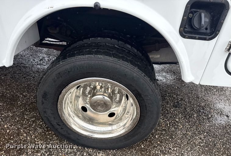 image for item EG5908 2012 Ford F450 Super Duty utility / service truck