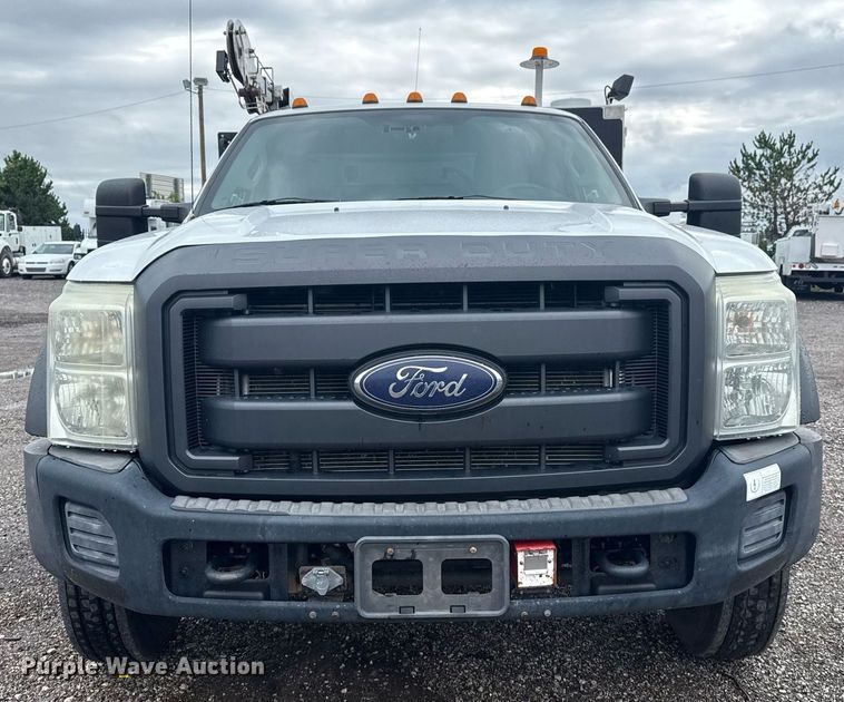 image for item EG5909 2015 Ford F550 Super Duty utility / service truck