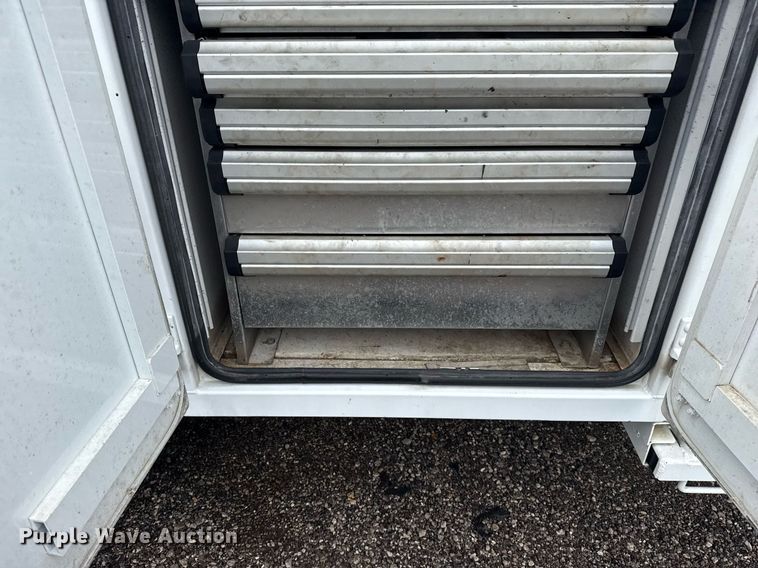 image for item EG5909 2015 Ford F550 Super Duty utility / service truck