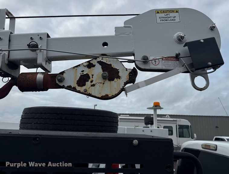 image for item EG5909 2015 Ford F550 Super Duty utility / service truck