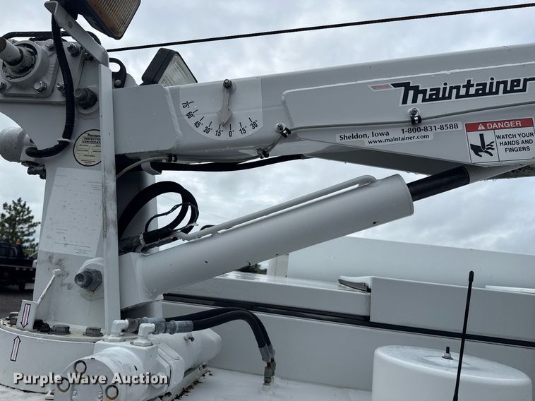 image for item EG5909 2015 Ford F550 Super Duty utility / service truck