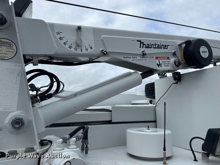 image for item EG5909 2015 Ford F550 Super Duty utility / service truck