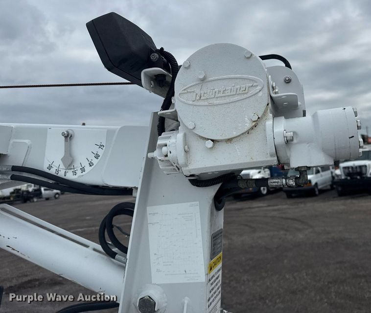 image for item EG5909 2015 Ford F550 Super Duty utility / service truck