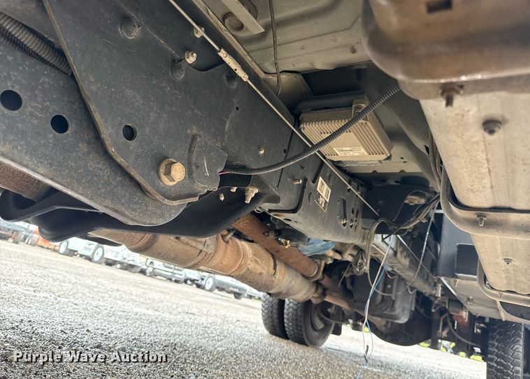 image for item EG5909 2015 Ford F550 Super Duty utility / service truck