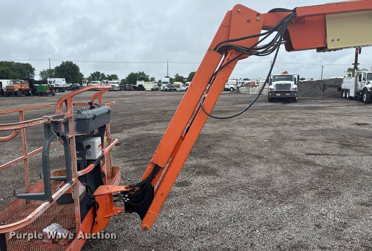 image for item EG5919 2007 JLG 800AJ boom lift