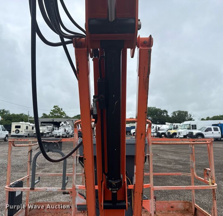 image for item EG5919 2007 JLG 800AJ boom lift