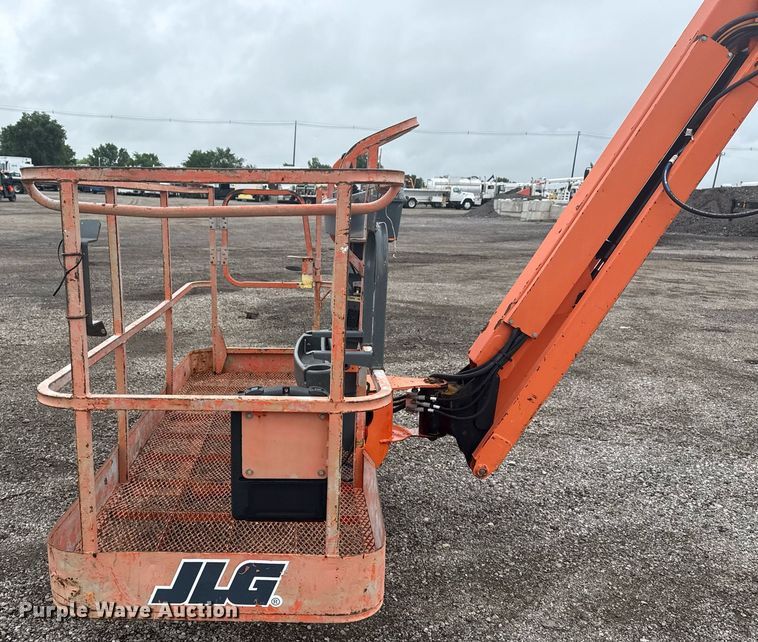image for item EG5919 2007 JLG 800AJ boom lift