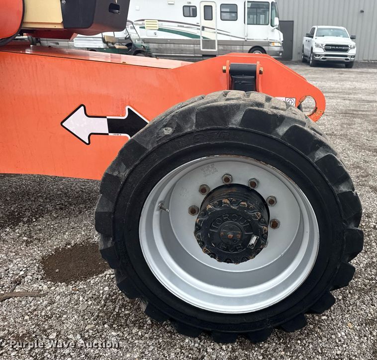 image for item EG5919 2007 JLG 800AJ boom lift