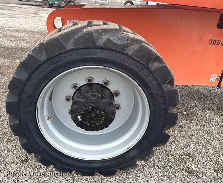 image for item EG5919 2007 JLG 800AJ boom lift