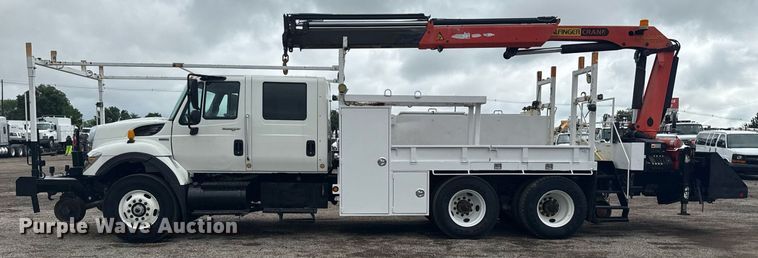 image for item EG5920 2008 International 7500 Crew Cab crane truck