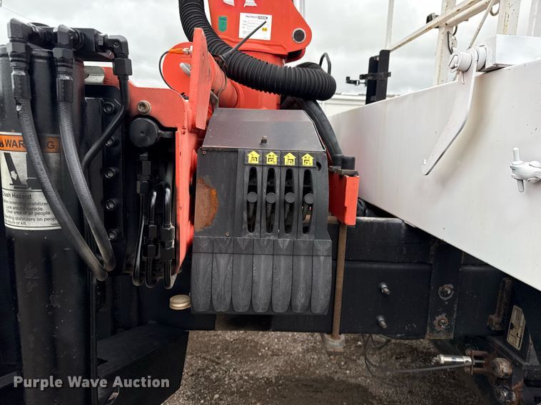 image for item EG5920 2008 International 7500 Crew Cab crane truck