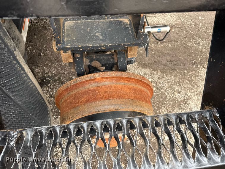 image for item EG5920 2008 International 7500 Crew Cab crane truck