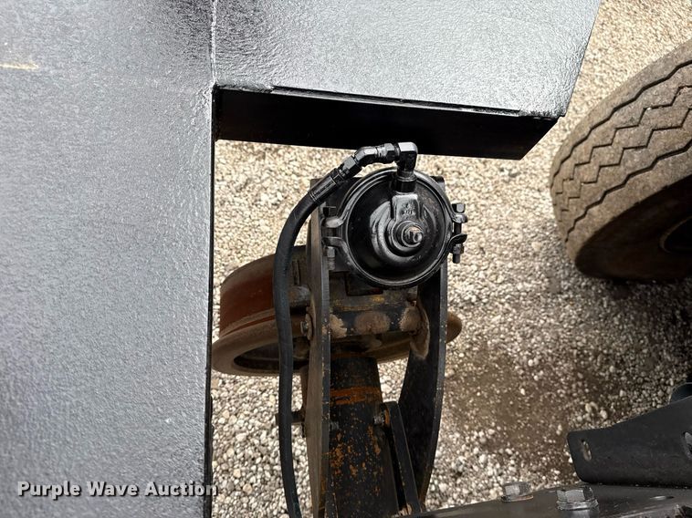 image for item EG5920 2008 International 7500 Crew Cab crane truck