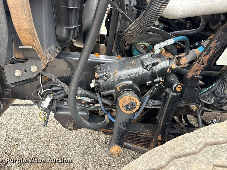 image for item EG5920 2008 International 7500 Crew Cab crane truck