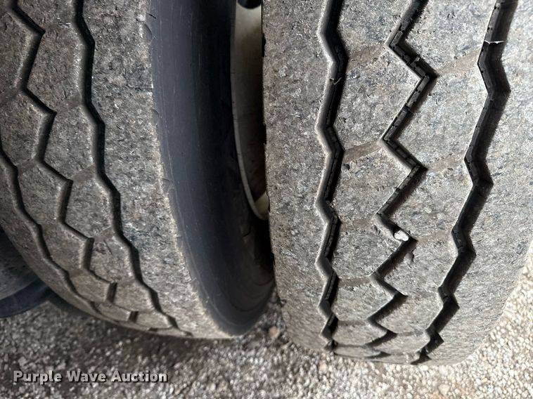 image for item EG5920 2008 International 7500 Crew Cab crane truck