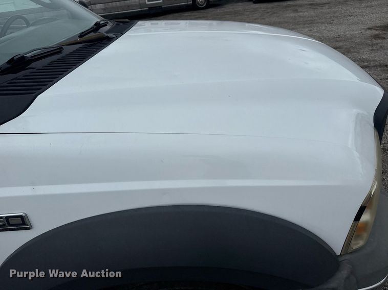 image for item EG5921 2005 Ford F450 Super Duty bucket truck