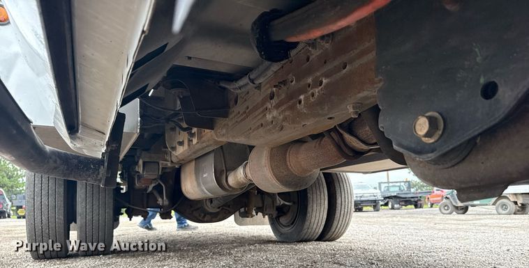 image for item EG5921 2005 Ford F450 Super Duty bucket truck