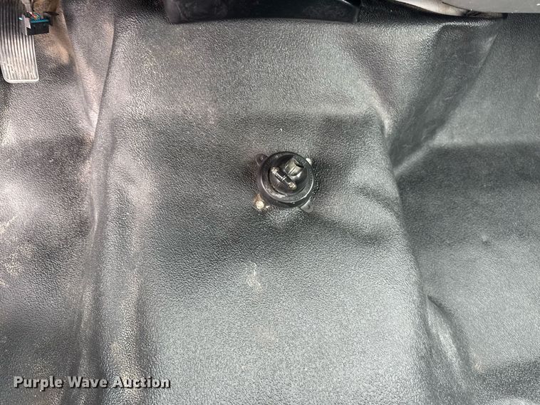 image for item EG5921 2005 Ford F450 Super Duty bucket truck