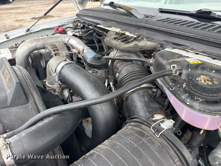 image for item EG5921 2005 Ford F450 Super Duty bucket truck