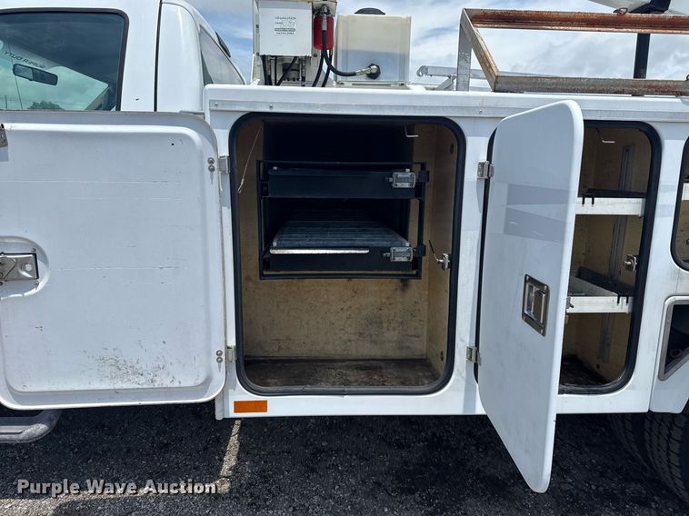 image for item EG5926 2008 Ford F450 Super Duty bucket truck