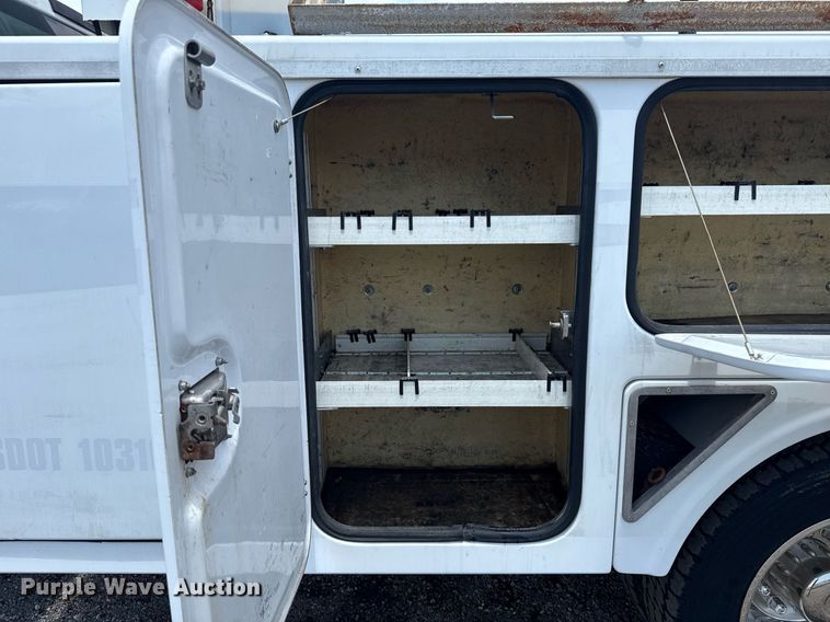 image for item EG5926 2008 Ford F450 Super Duty bucket truck