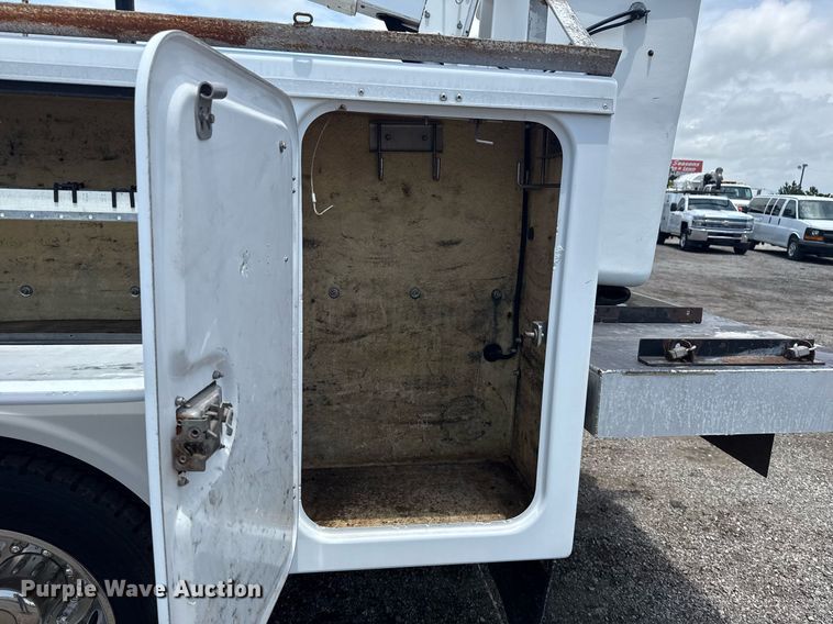 image for item EG5926 2008 Ford F450 Super Duty bucket truck