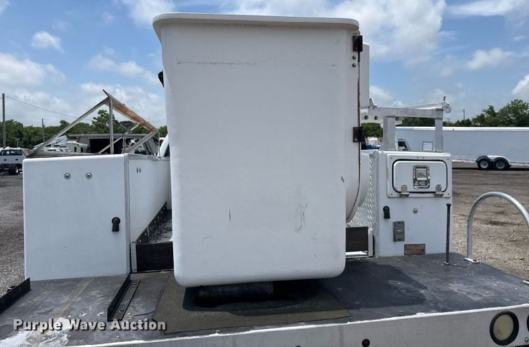 image for item EG5926 2008 Ford F450 Super Duty bucket truck