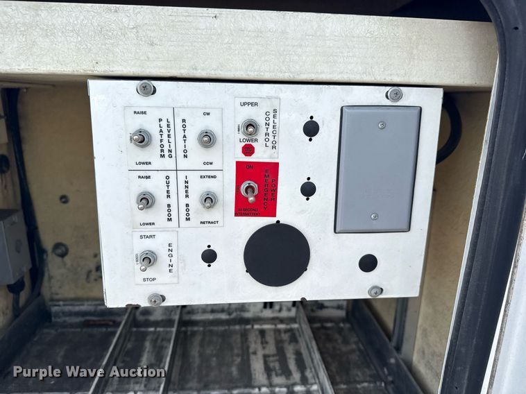 image for item EG5926 2008 Ford F450 Super Duty bucket truck