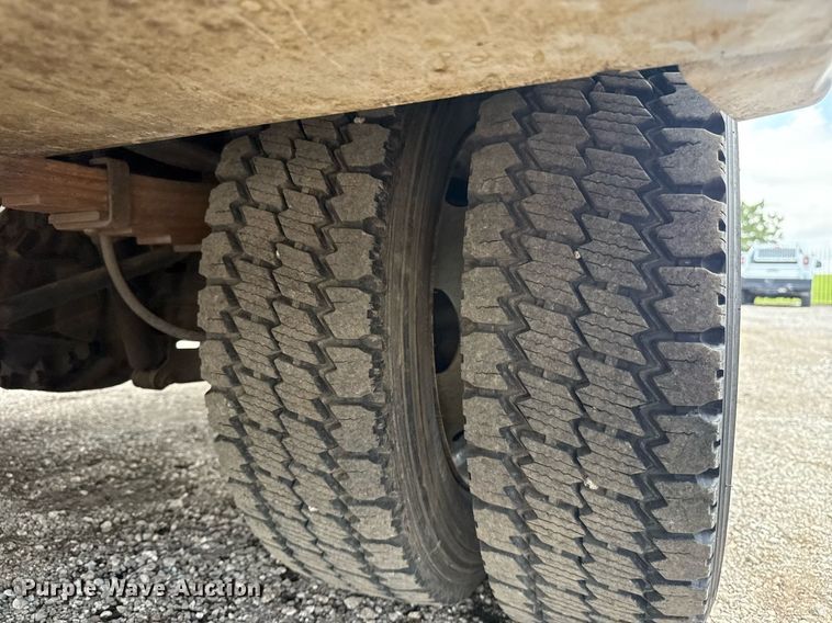 image for item EG5926 2008 Ford F450 Super Duty bucket truck