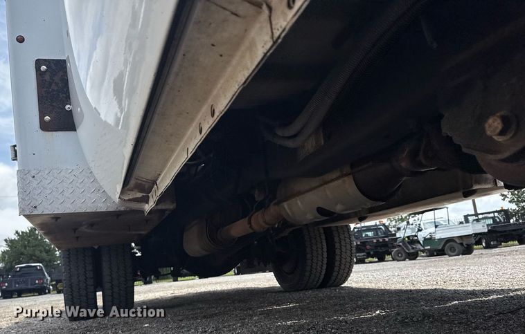 image for item EG5926 2008 Ford F450 Super Duty bucket truck