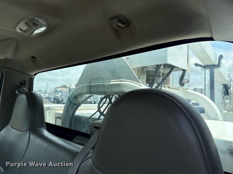 image for item EG5926 2008 Ford F450 Super Duty bucket truck