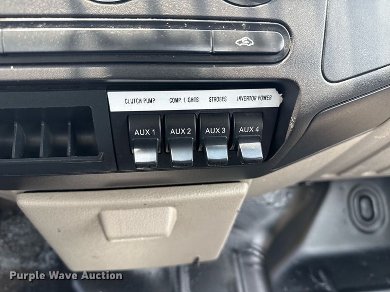 image for item EG5926 2008 Ford F450 Super Duty bucket truck