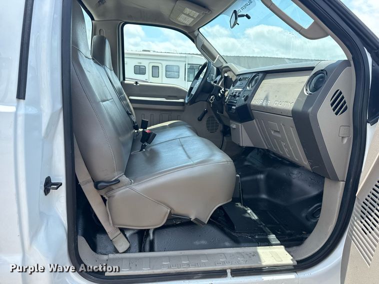 image for item EG5926 2008 Ford F450 Super Duty bucket truck